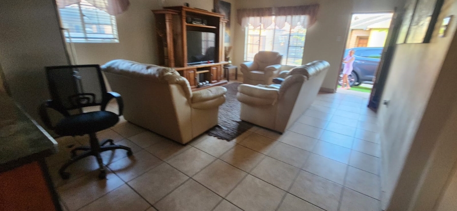 3 Bedroom Property for Sale in Waterval East North West